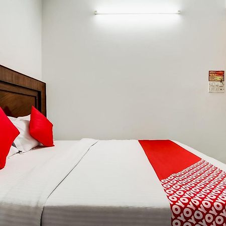 Oyo 7781 Hotel Sai International Yeni Delhi Dış mekan fotoğraf