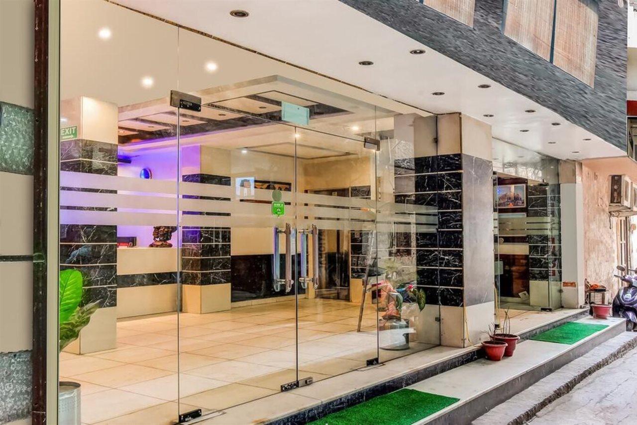 Oyo 7781 Hotel Sai International Yeni Delhi Dış mekan fotoğraf