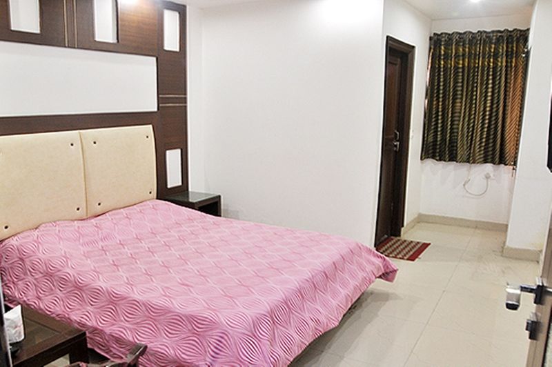 Oyo 7781 Hotel Sai International Yeni Delhi Dış mekan fotoğraf
