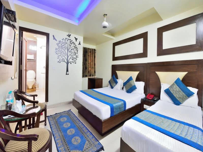Oyo 7781 Hotel Sai International Yeni Delhi Dış mekan fotoğraf